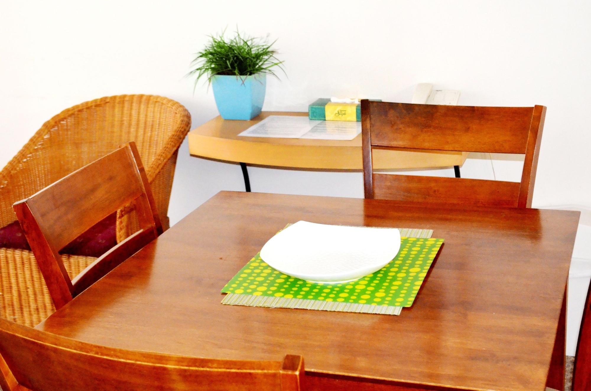 Aparthotel Spring Hill Mews 4*