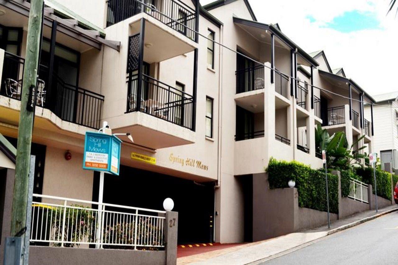Spring Hill Mews Aparthotel